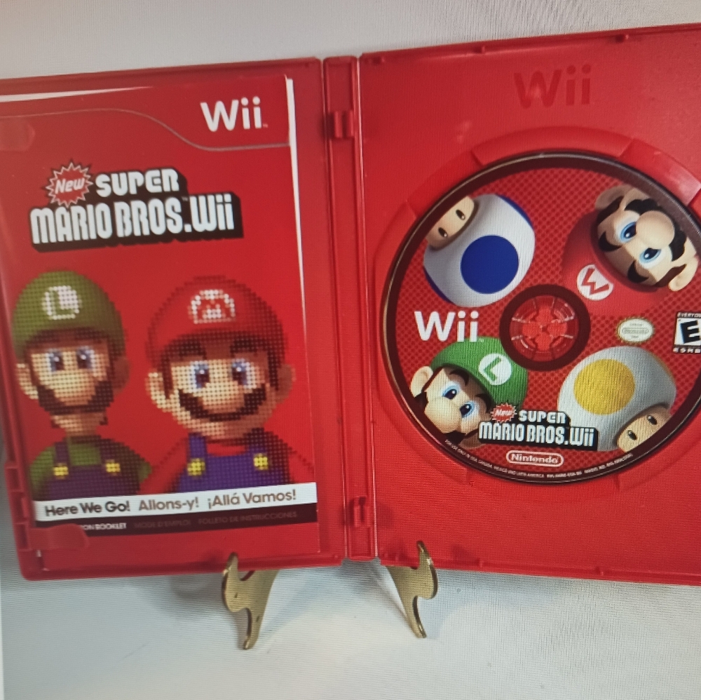 Nintendo Wii Super Mario Bros. Red Edition